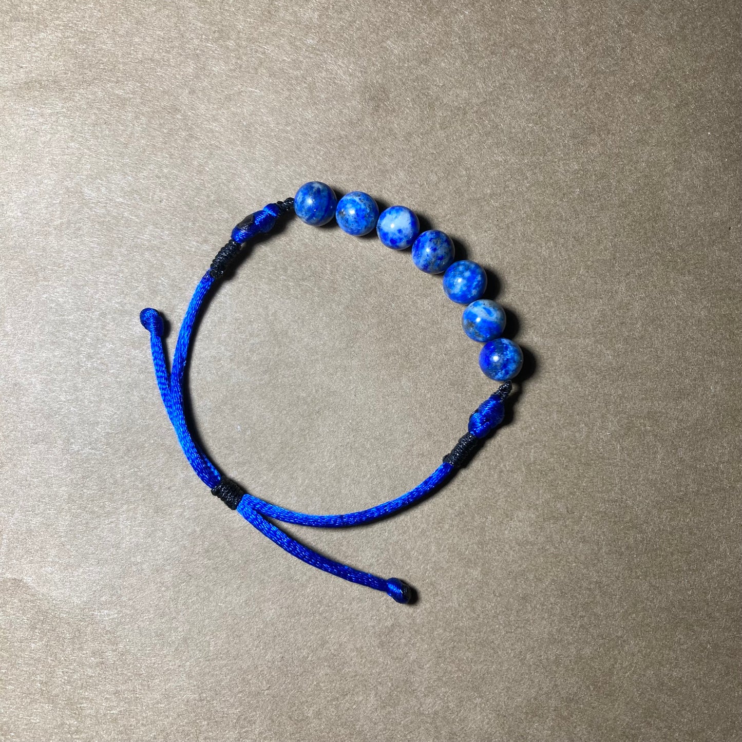 Bracelet Lapis-lazuli.