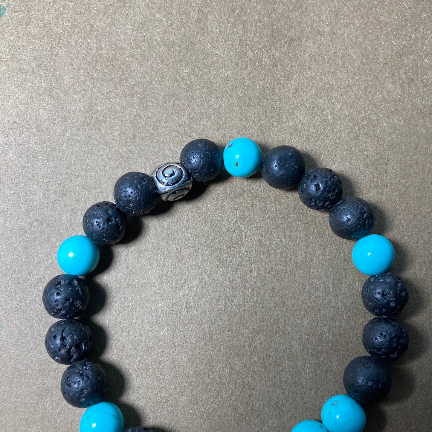 Bracelet Turquoise/Lave volcanique.