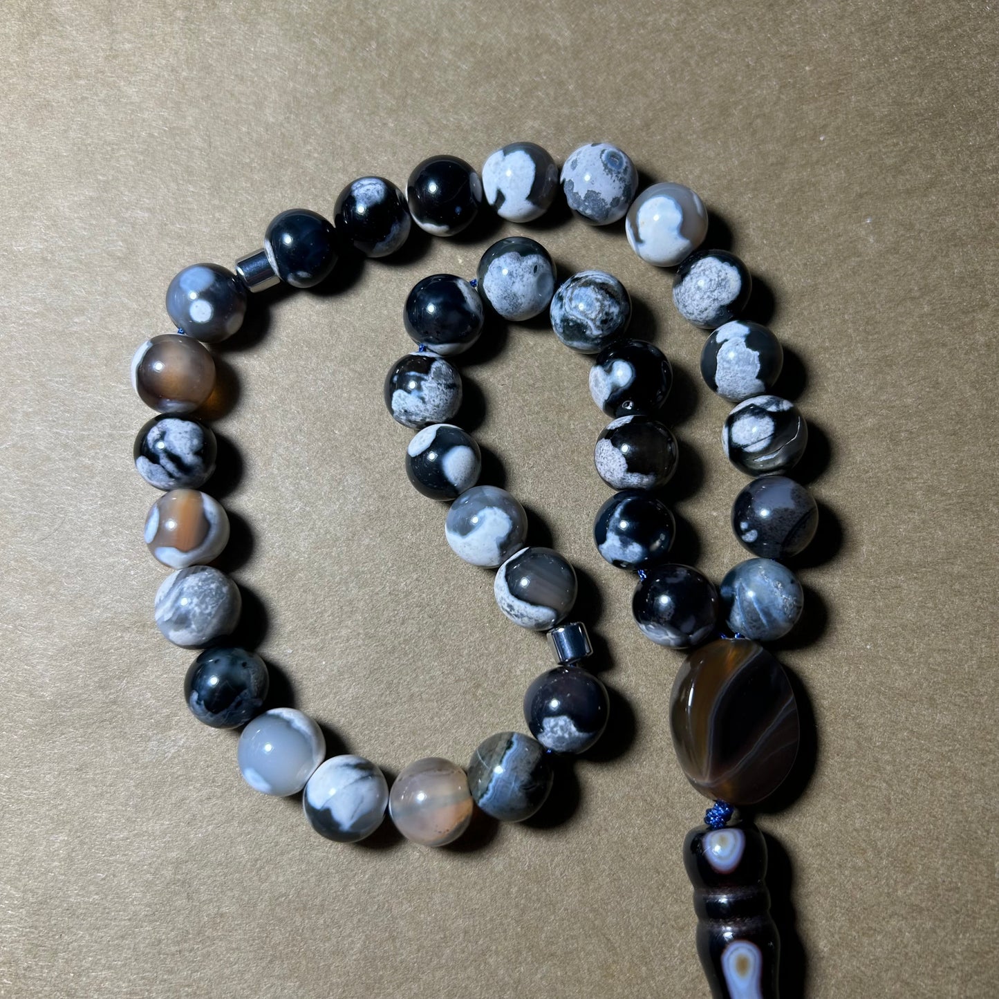 Sebha Agate Facetté 10 mm (33 Pcs).