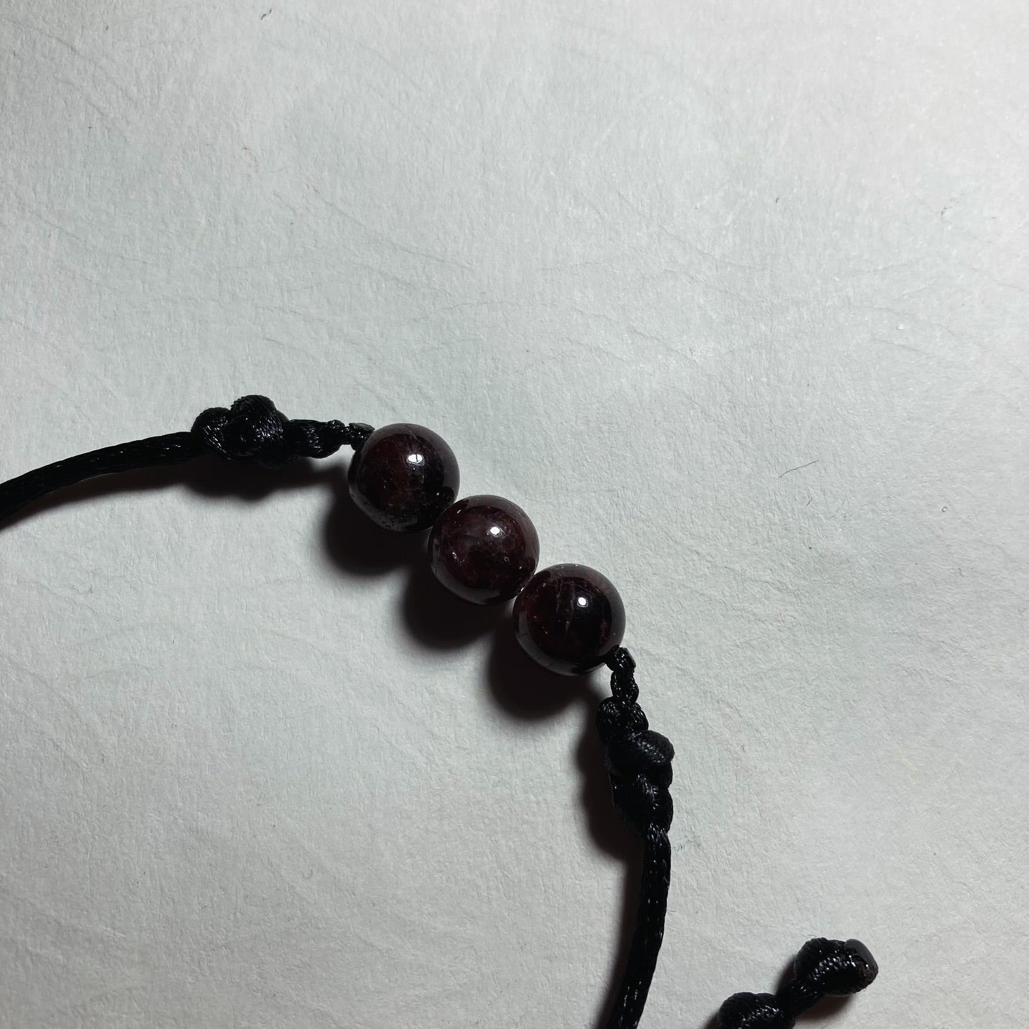 Bracelet Grenat.