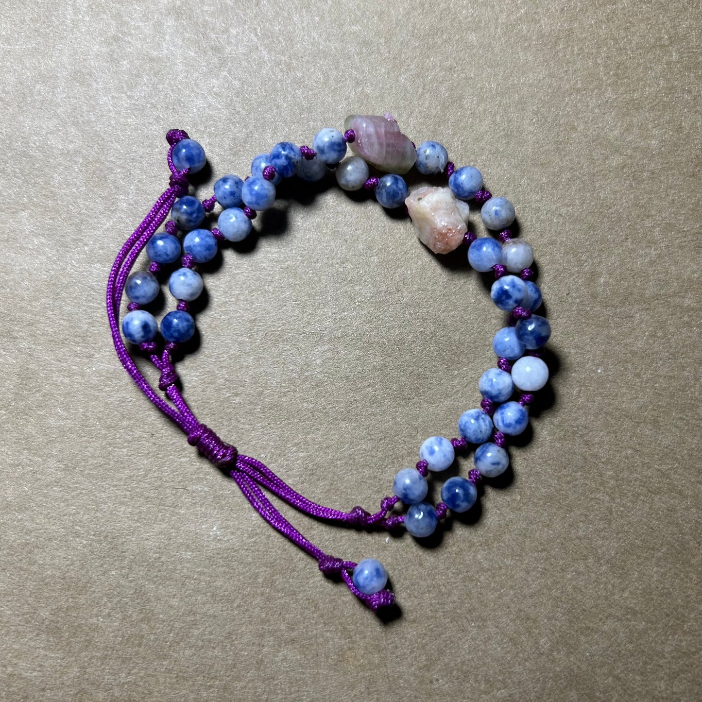 Bracelet Sodalite/Pierre de soleil/Tourmaline.